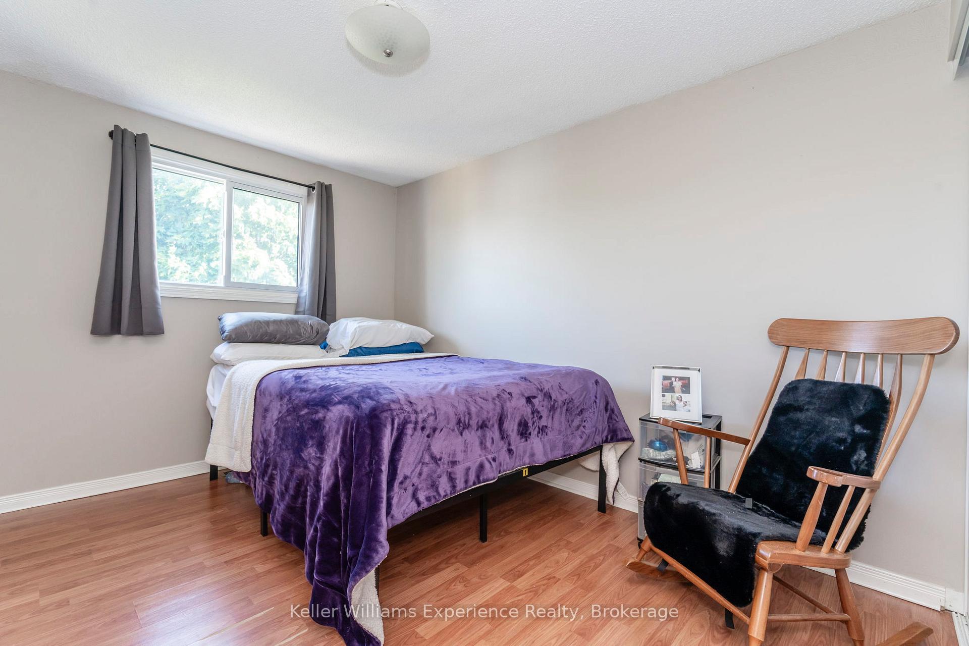 Photo 9 of 23 Corbett Drive, Barrie, Grove East — HOMEH