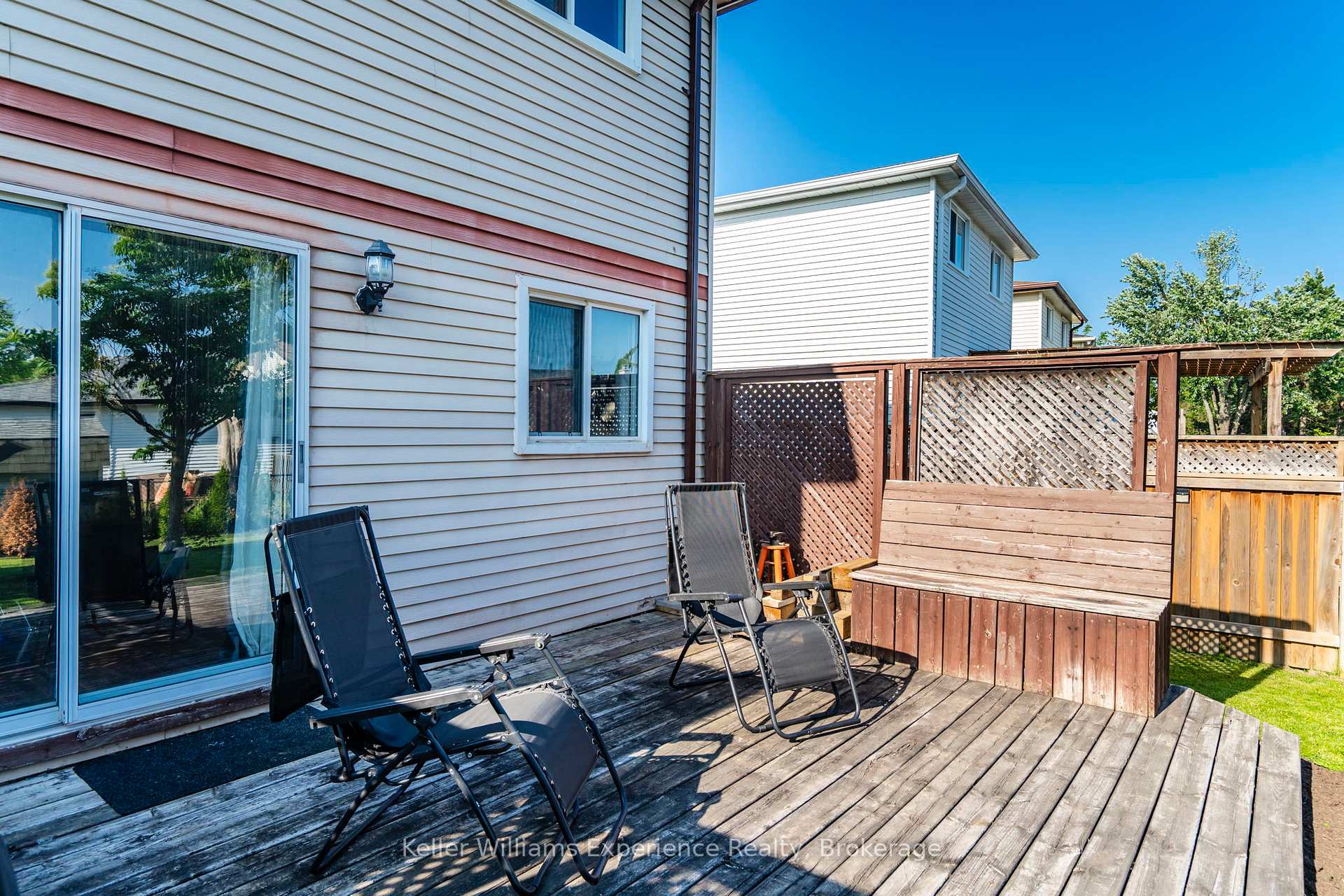 Photo 12 of 23 Corbett Drive, Barrie, Grove East — HOMEH