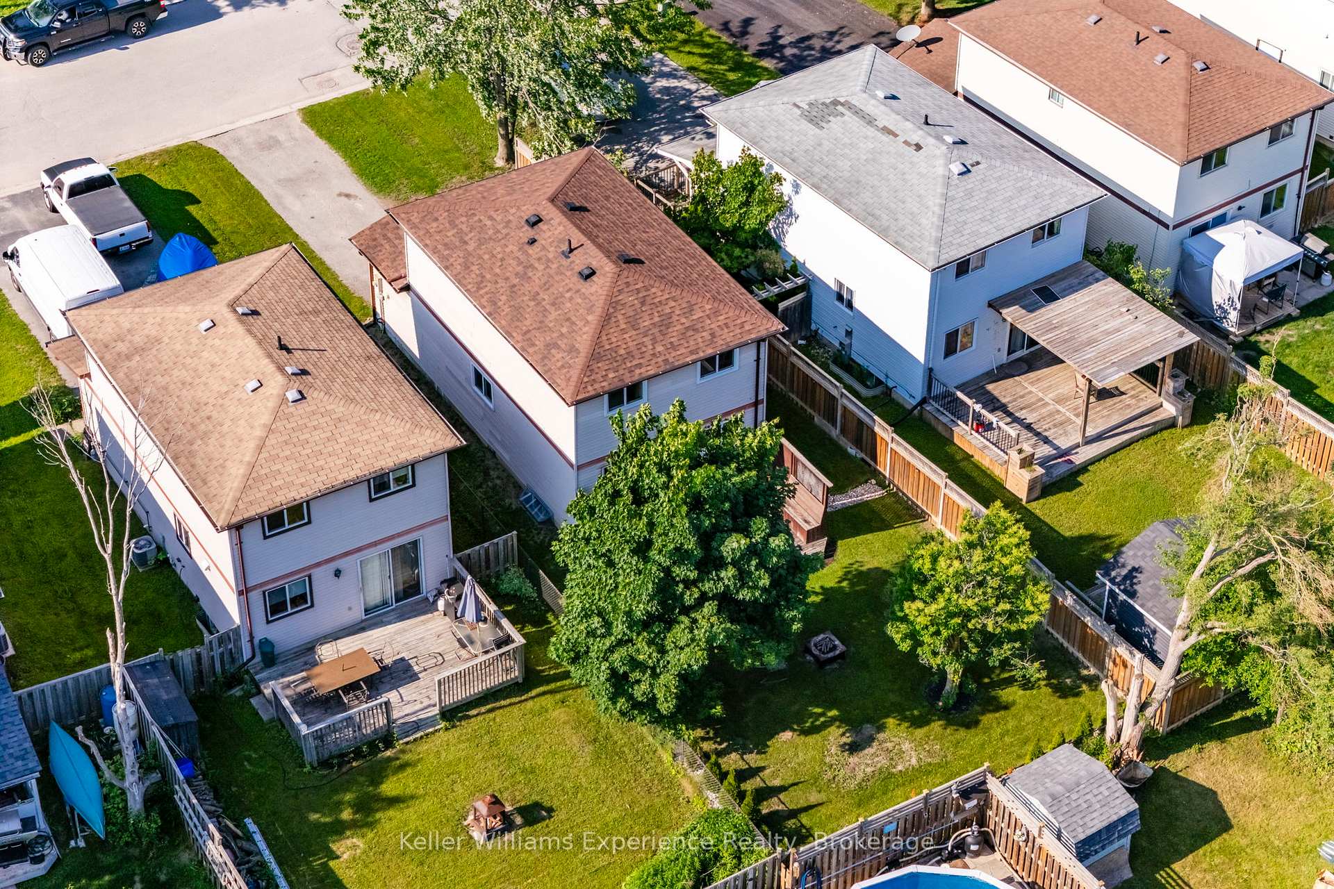 Photo 13 of 23 Corbett Drive, Barrie, Grove East — HOMEH