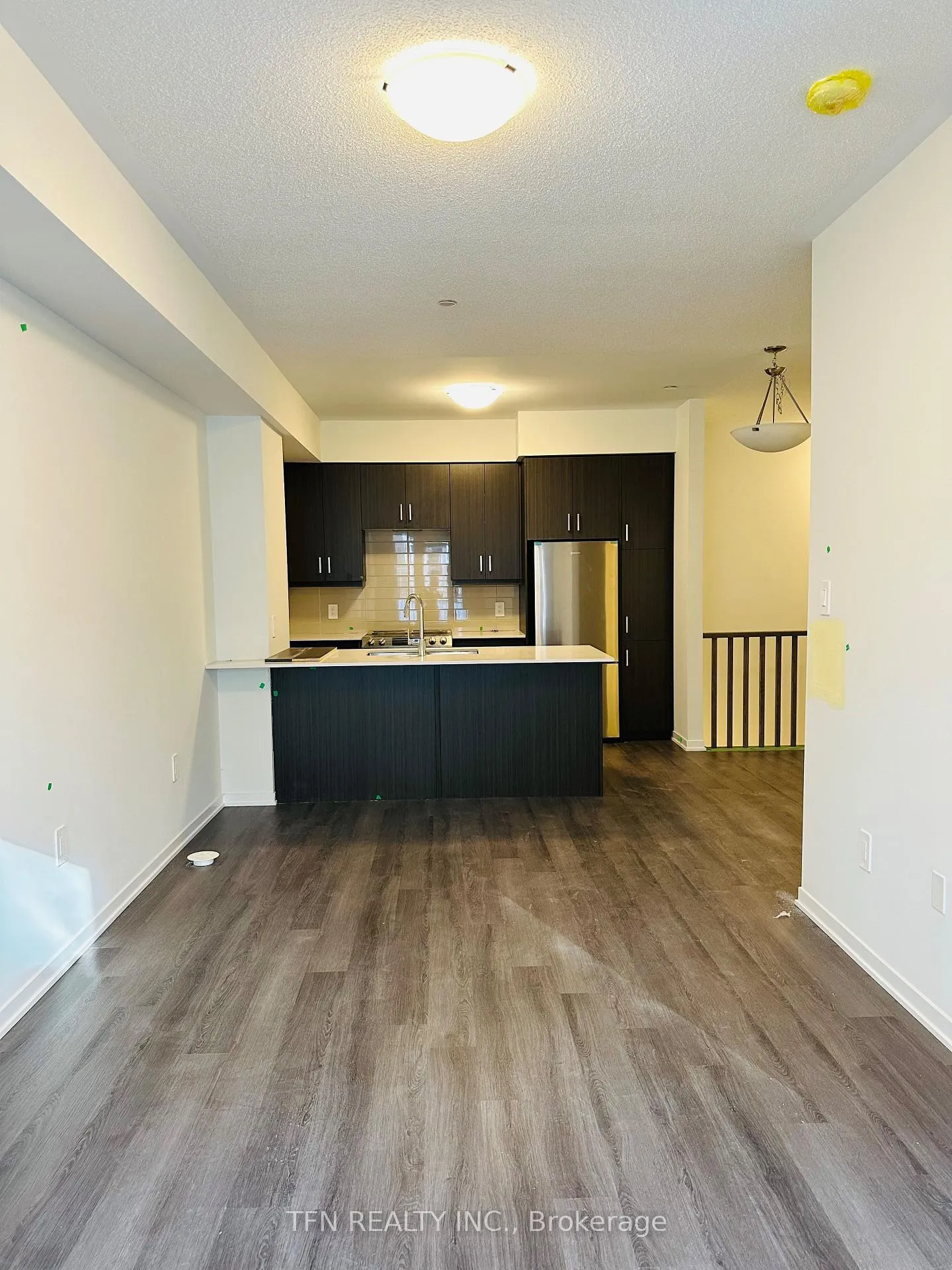 Photo 6 of Unit 21, 11 Honeycrisp Crescent, Vaughan, Vaughan Corporate Centre — HOMEH