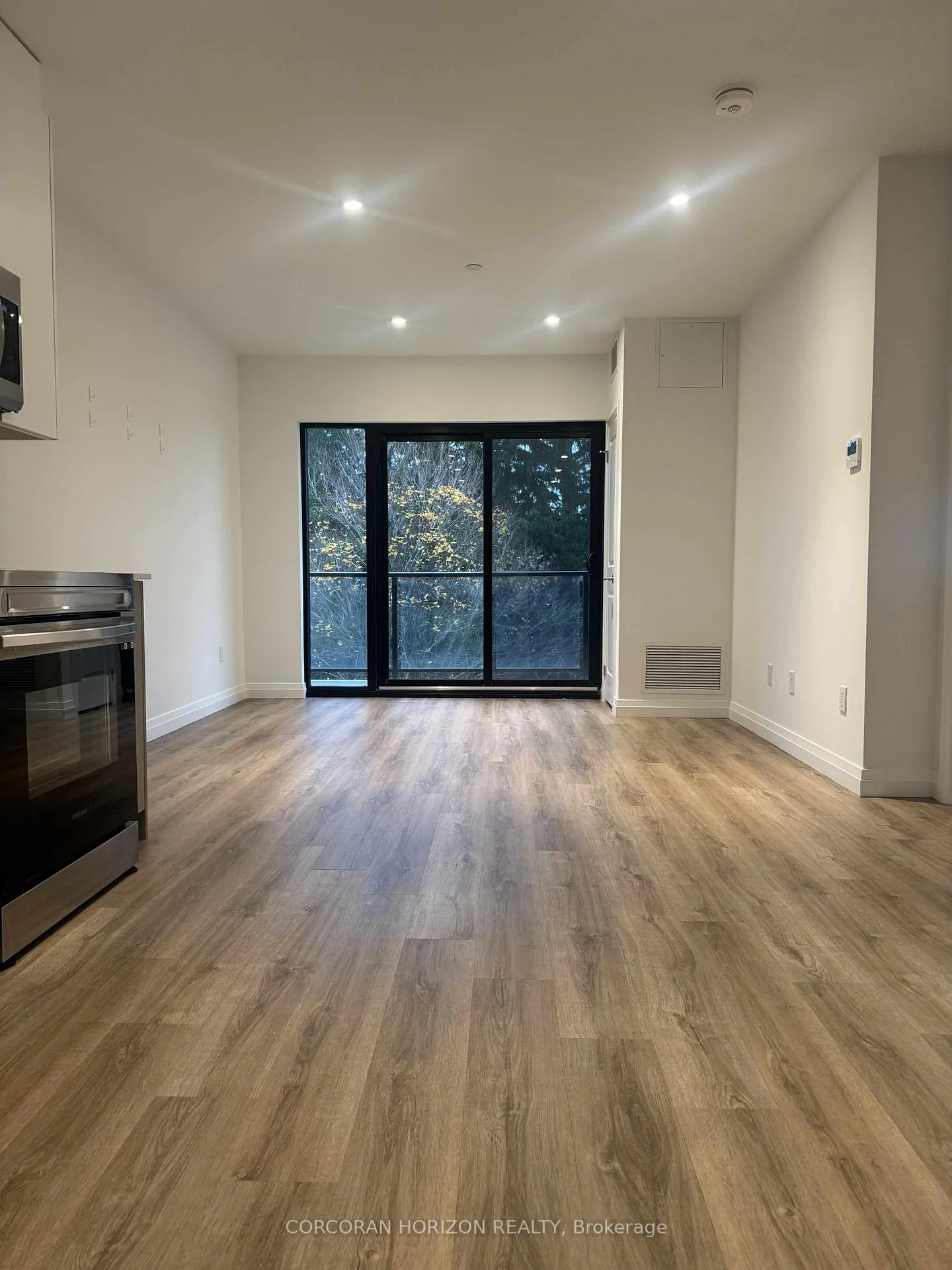 Photo 3 of Unit 421, 525 New Dundee Road, Kitchener — HOMEH