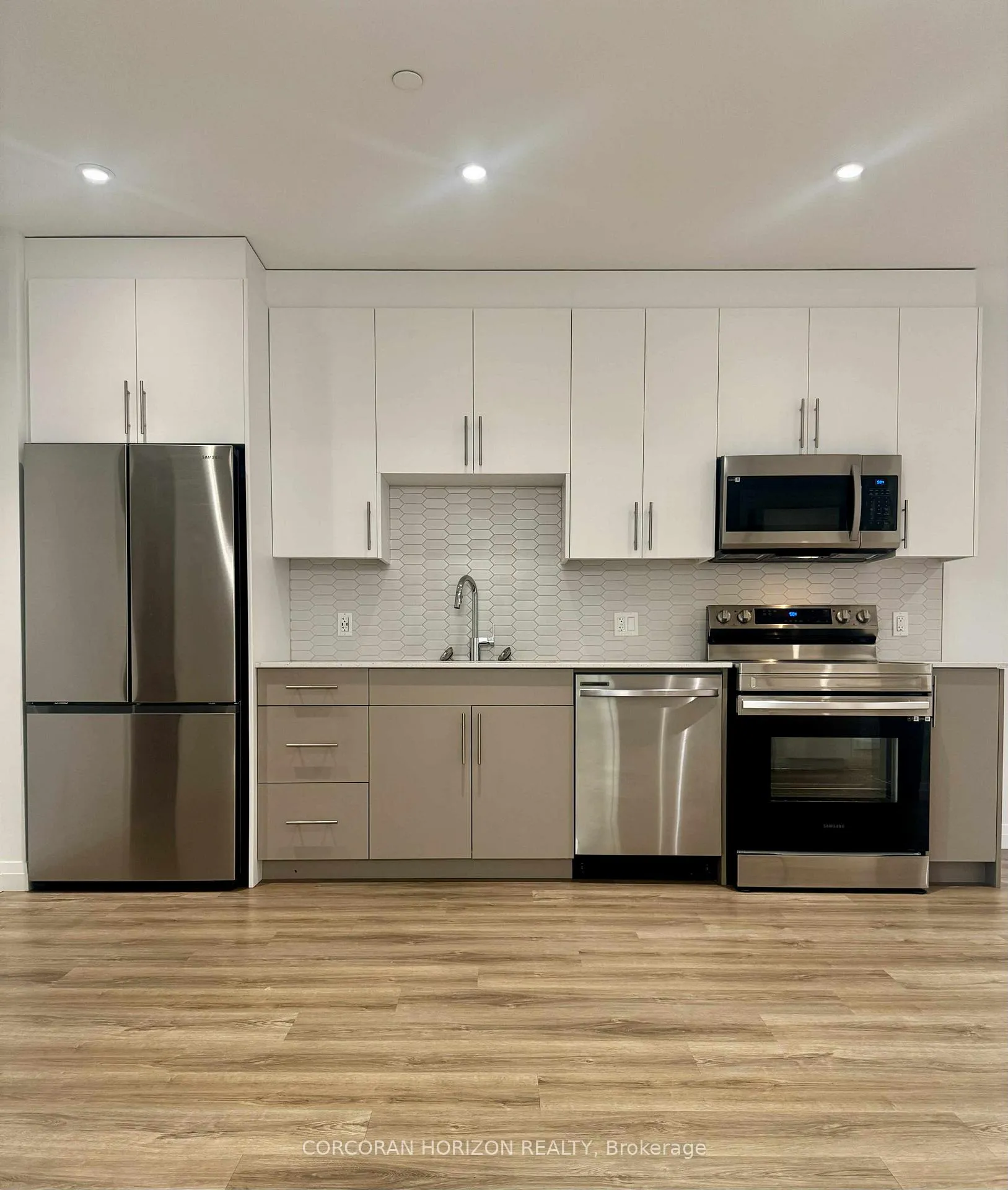 Photo 4 of Unit 421, 525 New Dundee Road, Kitchener — HOMEH