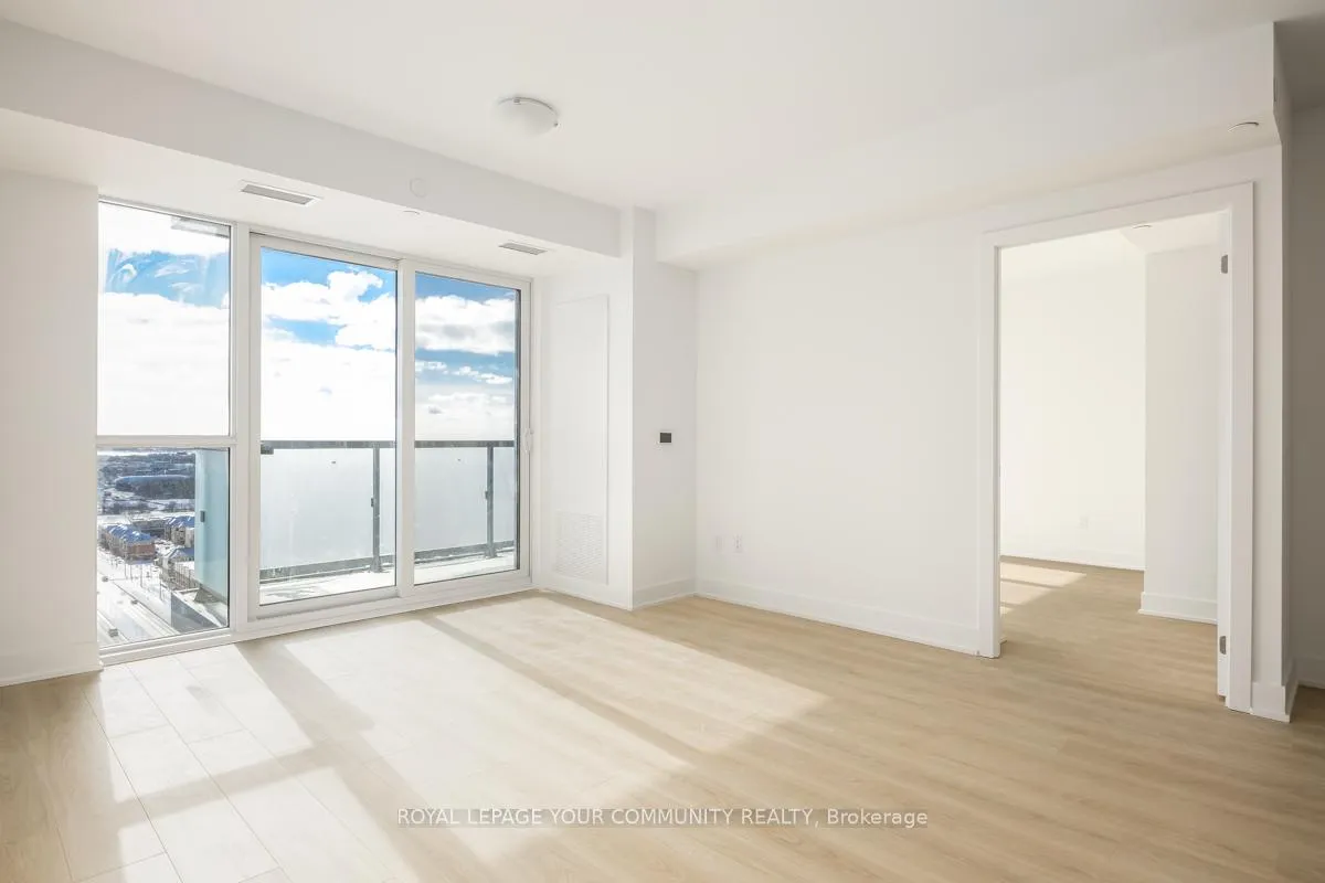 Photo 6 of Unit 2106, 2545 Simcoe Street N, Oshawa, Windfields — HOMEH