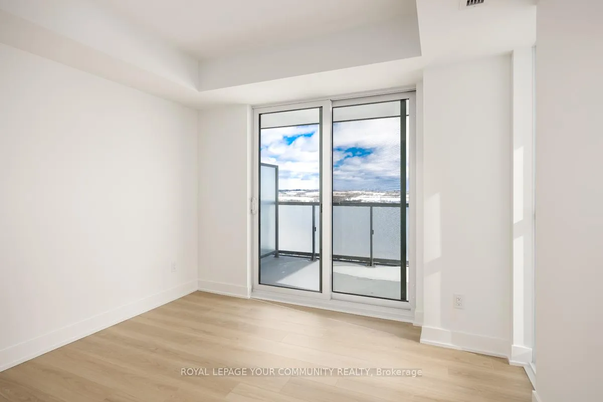 Photo 13 of Unit 2106, 2545 Simcoe Street N, Oshawa, Windfields — HOMEH