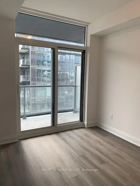 Photo 4 of Unit 1407, 10 Gatineau Drive, Vaughan, Beverley Glen — HOMEH
