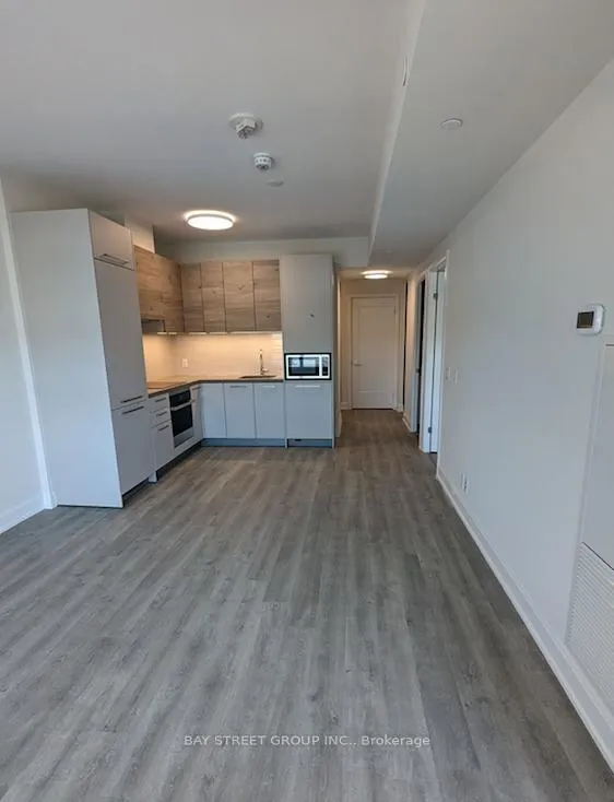 Photo 5 of Unit 901, 38 Gandhi Lane, Markham, Commerce Valley — HOMEH