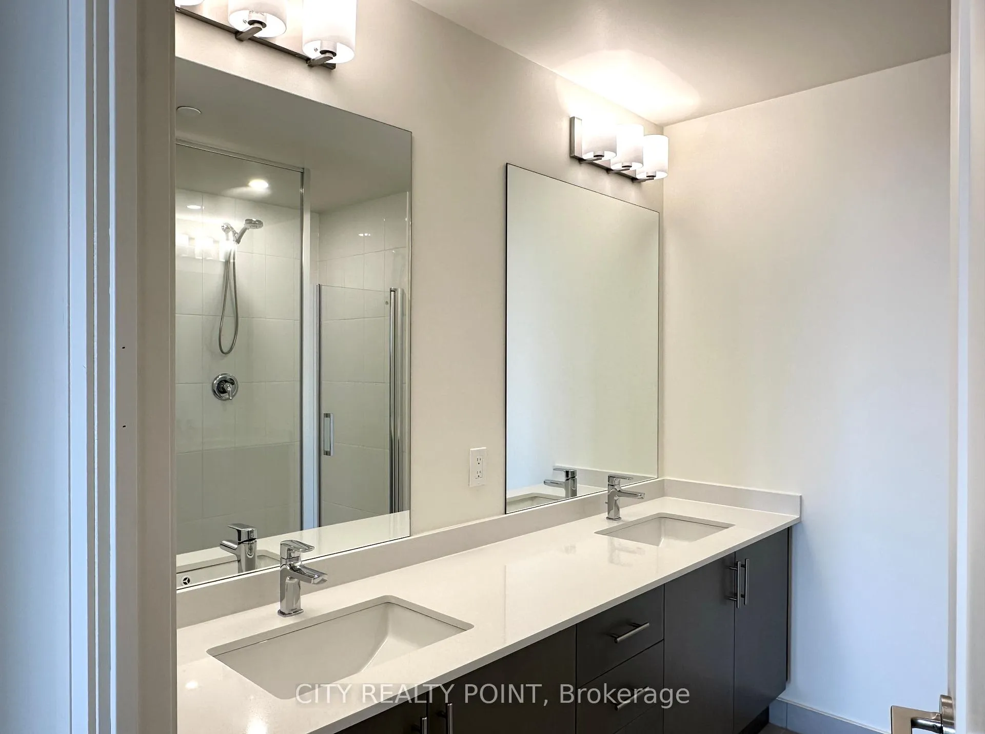 Photo 10 of Unit 323, 8960 Jane Street, Vaughan, Concord — HOMEH
