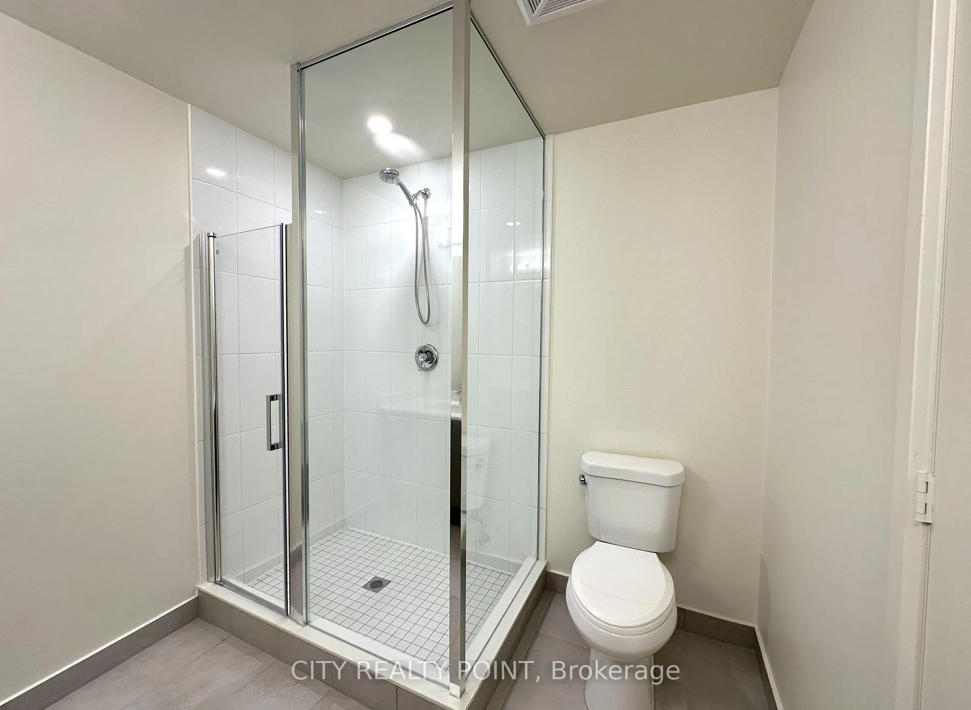 Photo 11 of Unit 323, 8960 Jane Street, Vaughan, Concord — HOMEH