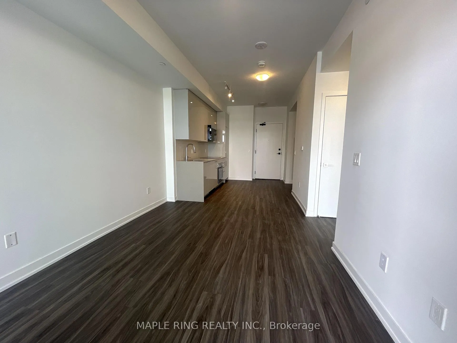 Photo 2 of Unit 726, 498 Caldari Road, Vaughan, Concord — HOMEH