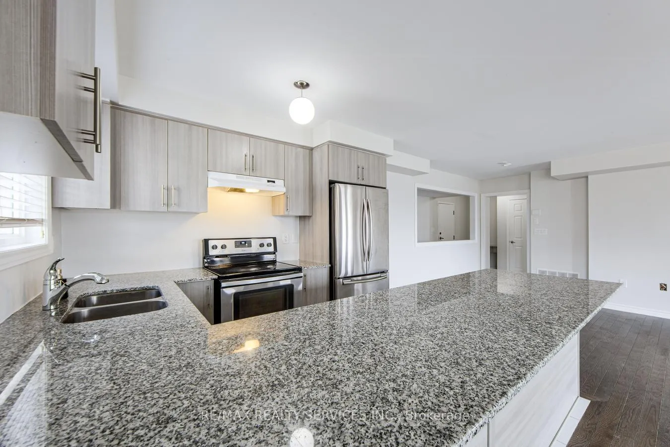 Photo 8 of Unit 117, 200 Veterans Drive, Brampton, Northwest Brampton — HOMEH