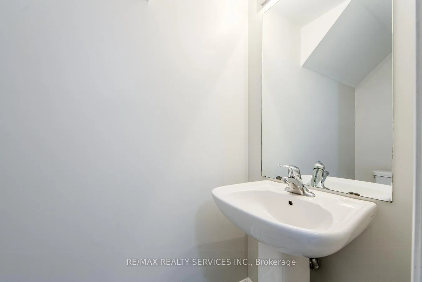 Photo 14 of Unit 117, 200 Veterans Drive, Brampton, Northwest Brampton — HOMEH