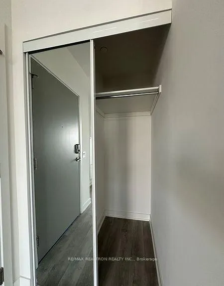 Photo 10 of Unit B328, 50 Upper Mall Way, Vaughan, Brownridge — HOMEH