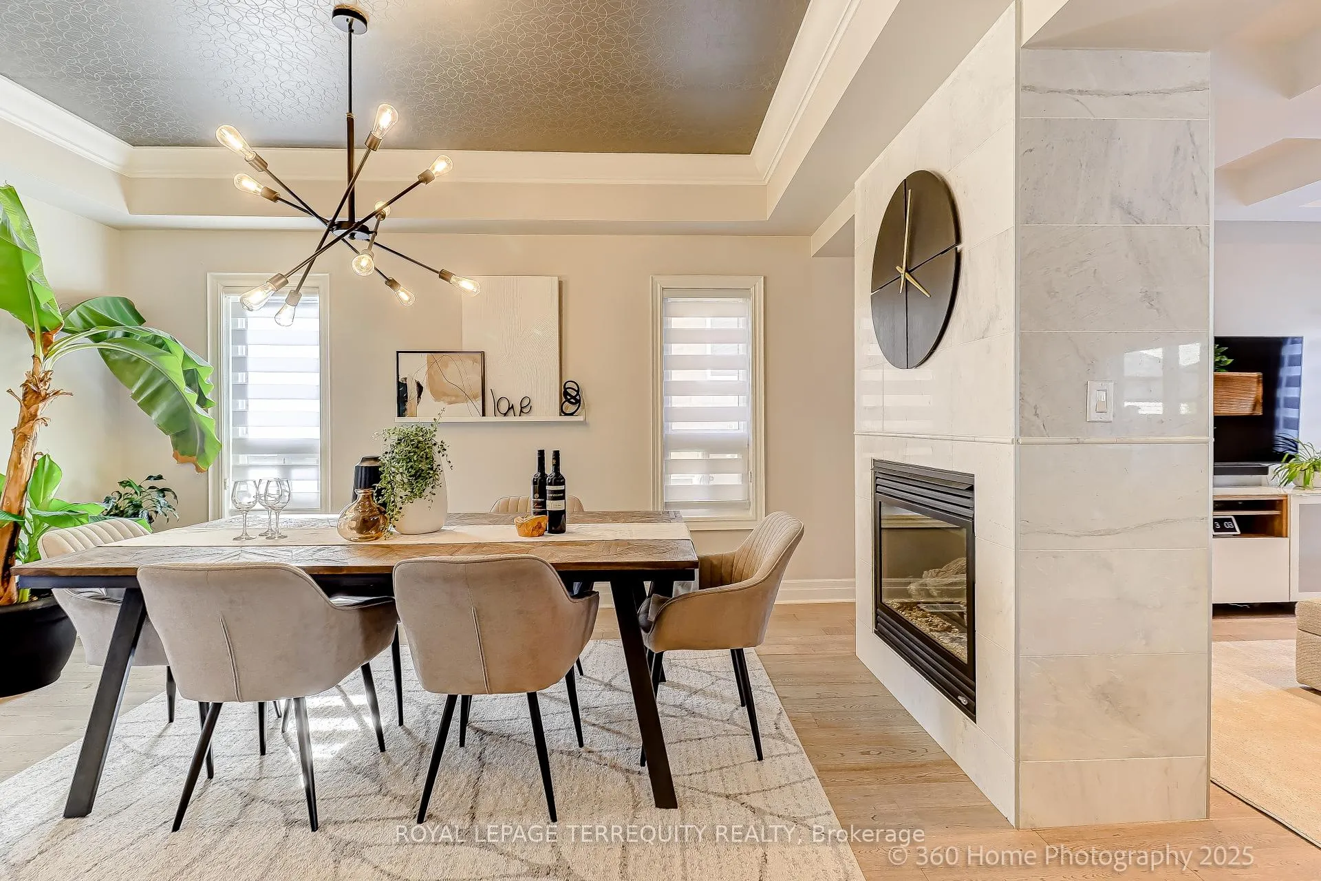 Photo 7 of 18 Northglen Boulevard, Clarington, Bowmanville — HOMEH