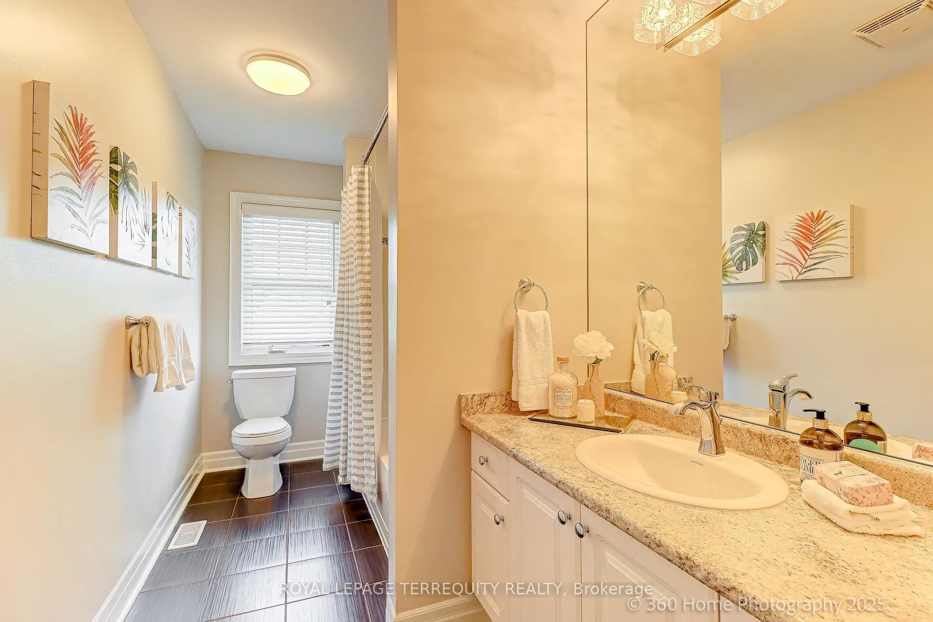 Photo 23 of 18 Northglen Boulevard, Clarington, Bowmanville — HOMEH