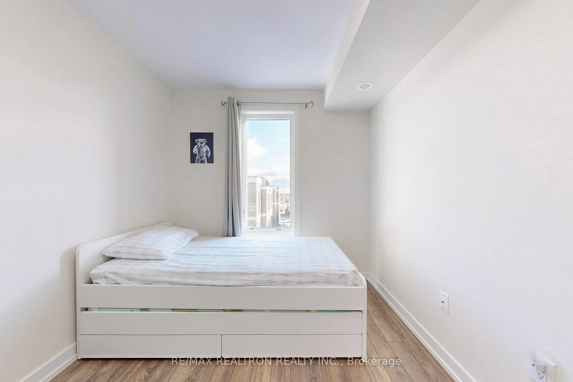 Photo 11 of Unit 2326, 20 Westmeath Lane, Markham, Cornell — HOMEH