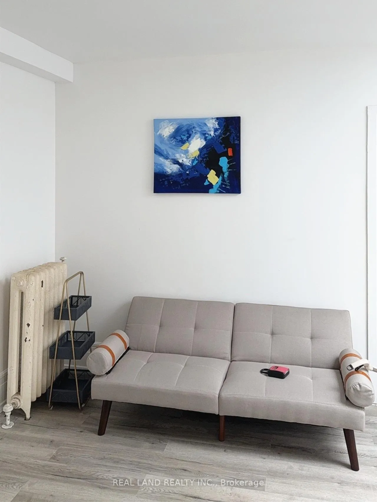 Photo 4 of Unit Unit 4, 31 King Street E, Oshawa, Central — HOMEH