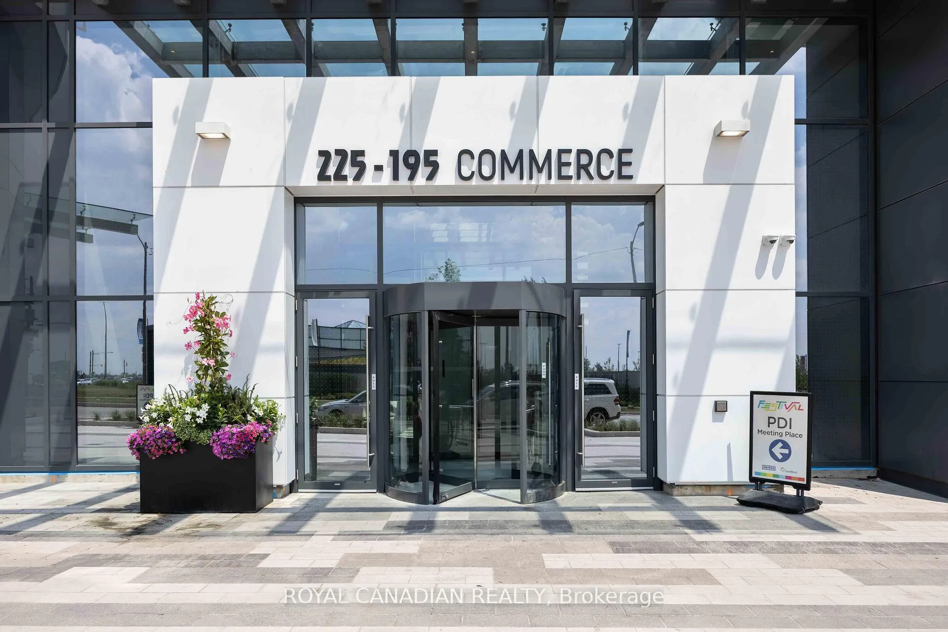 Photo 2 of Unit 5007, 195 Commerce Street, Vaughan, Vaughan Corporate Centre — HOMEH