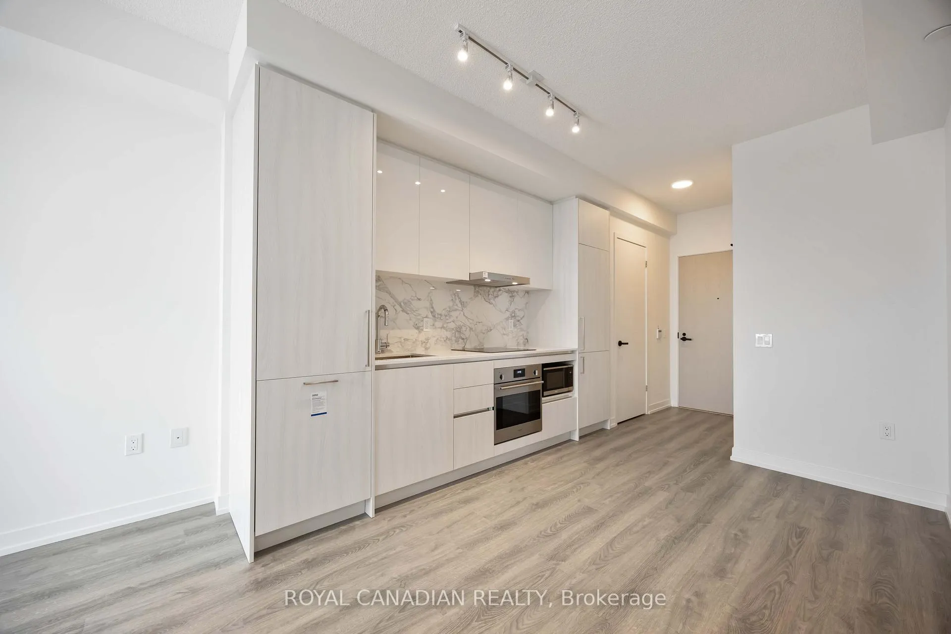 Photo 12 of Unit 5007, 195 Commerce Street, Vaughan, Vaughan Corporate Centre — HOMEH