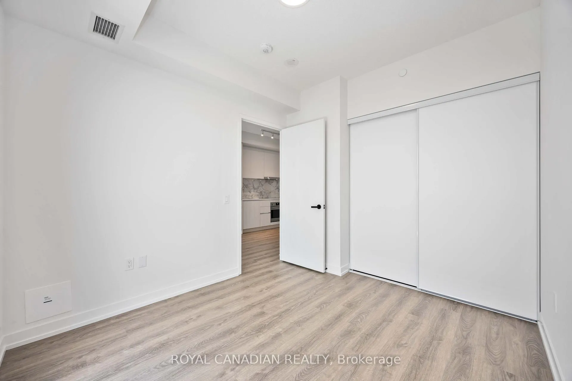 Photo 22 of Unit 5007, 195 Commerce Street, Vaughan, Vaughan Corporate Centre — HOMEH