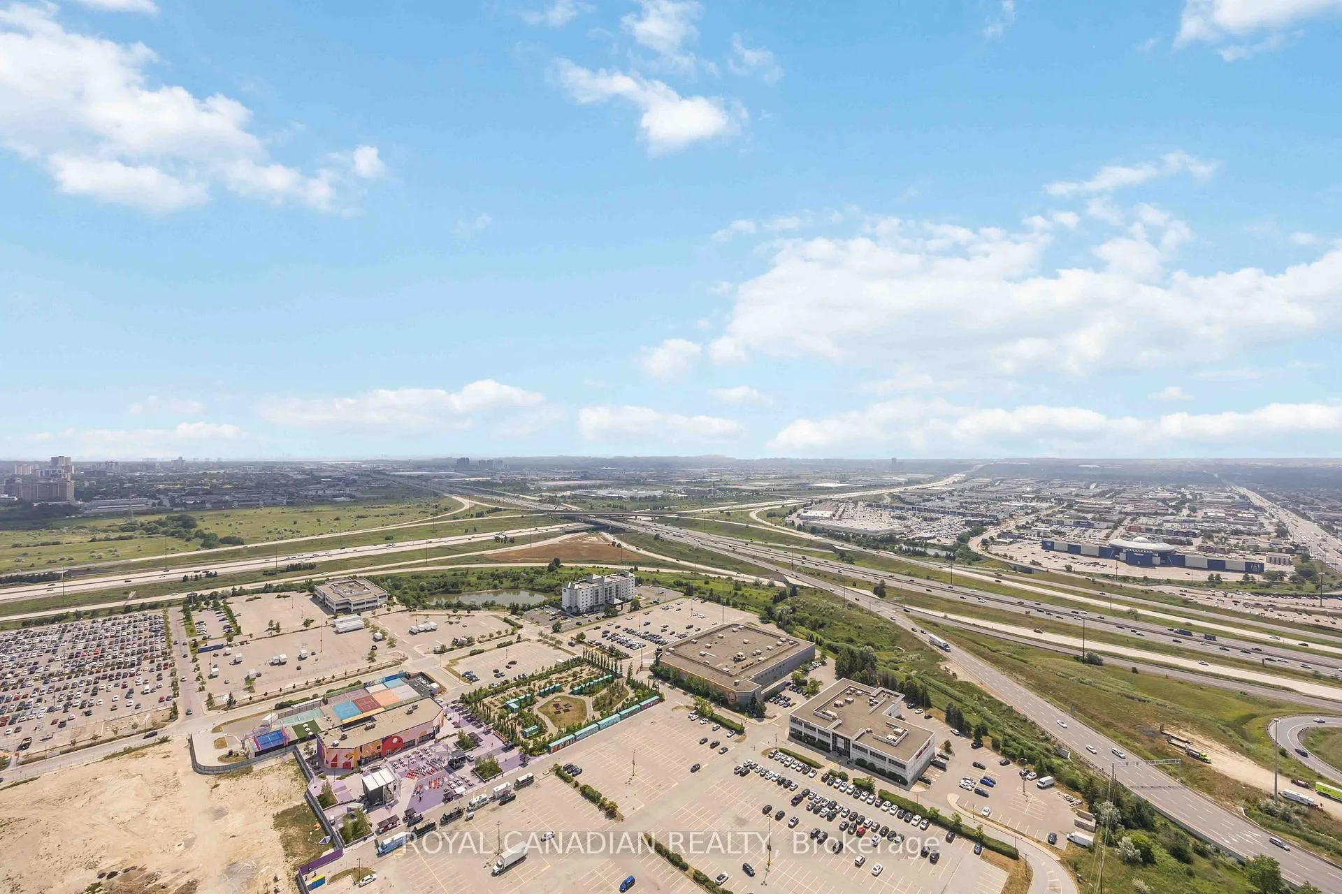 Photo 28 of Unit 5007, 195 Commerce Street, Vaughan, Vaughan Corporate Centre — HOMEH