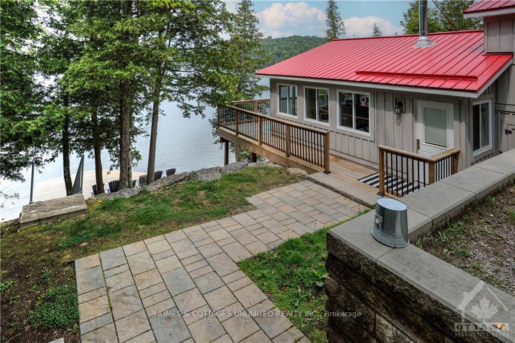Photo 7 of 1124 Young Lane, Frontenac, Frontenac North — HOMEH