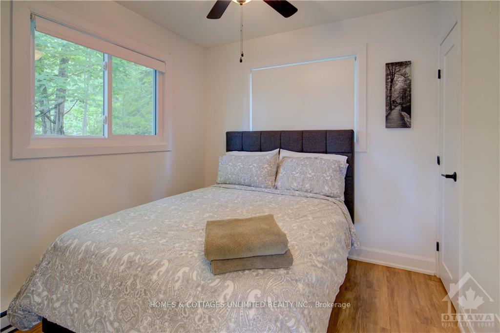 Photo 12 of 1124 Young Lane, Frontenac, Frontenac North — HOMEH