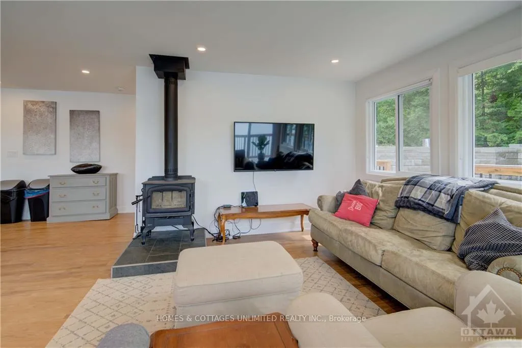 Photo 20 of 1124 Young Lane, Frontenac, Frontenac North — HOMEH