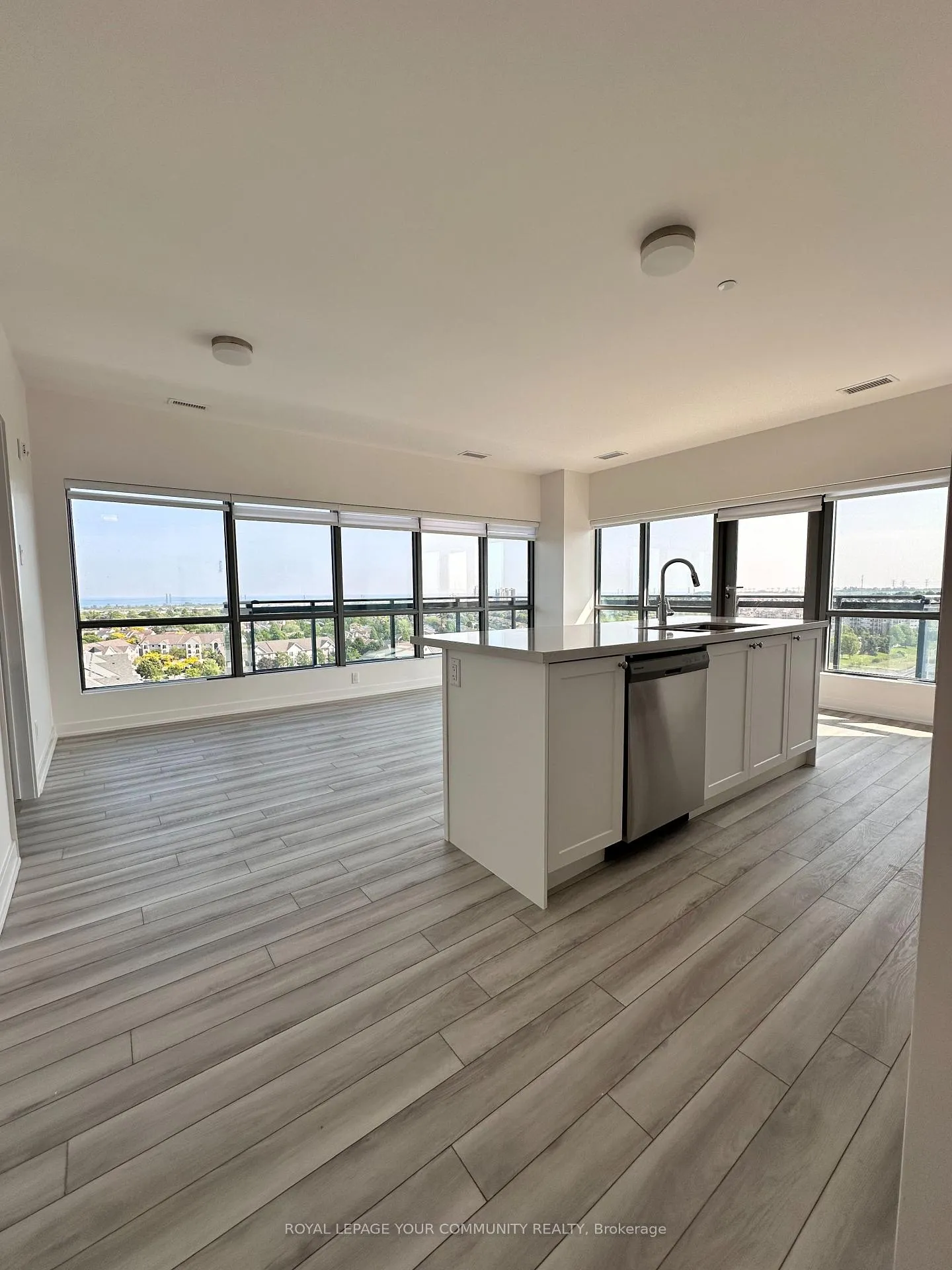 Photo 2 of Unit 1102, 55 Clarington Boulevard, Clarington, Bowmanville — HOMEH
