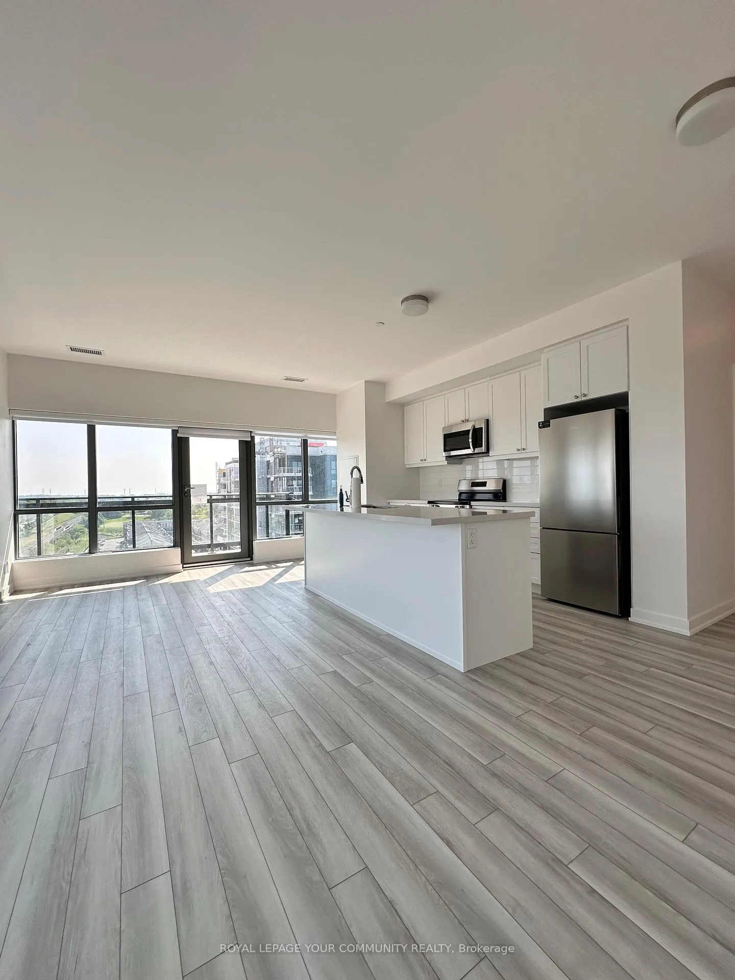 Photo 3 of Unit 1102, 55 Clarington Boulevard, Clarington, Bowmanville — HOMEH