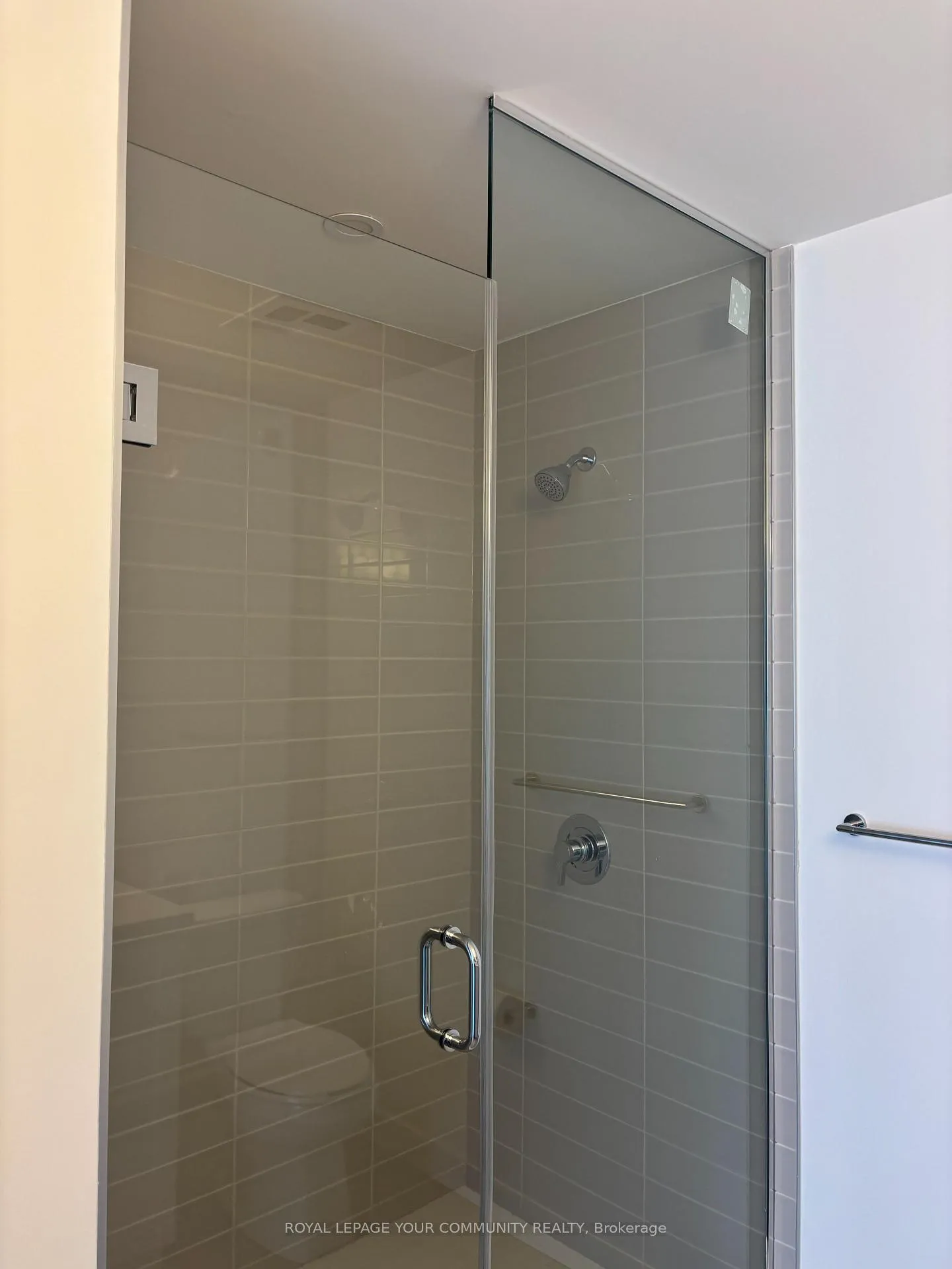Photo 12 of Unit 1102, 55 Clarington Boulevard, Clarington, Bowmanville — HOMEH