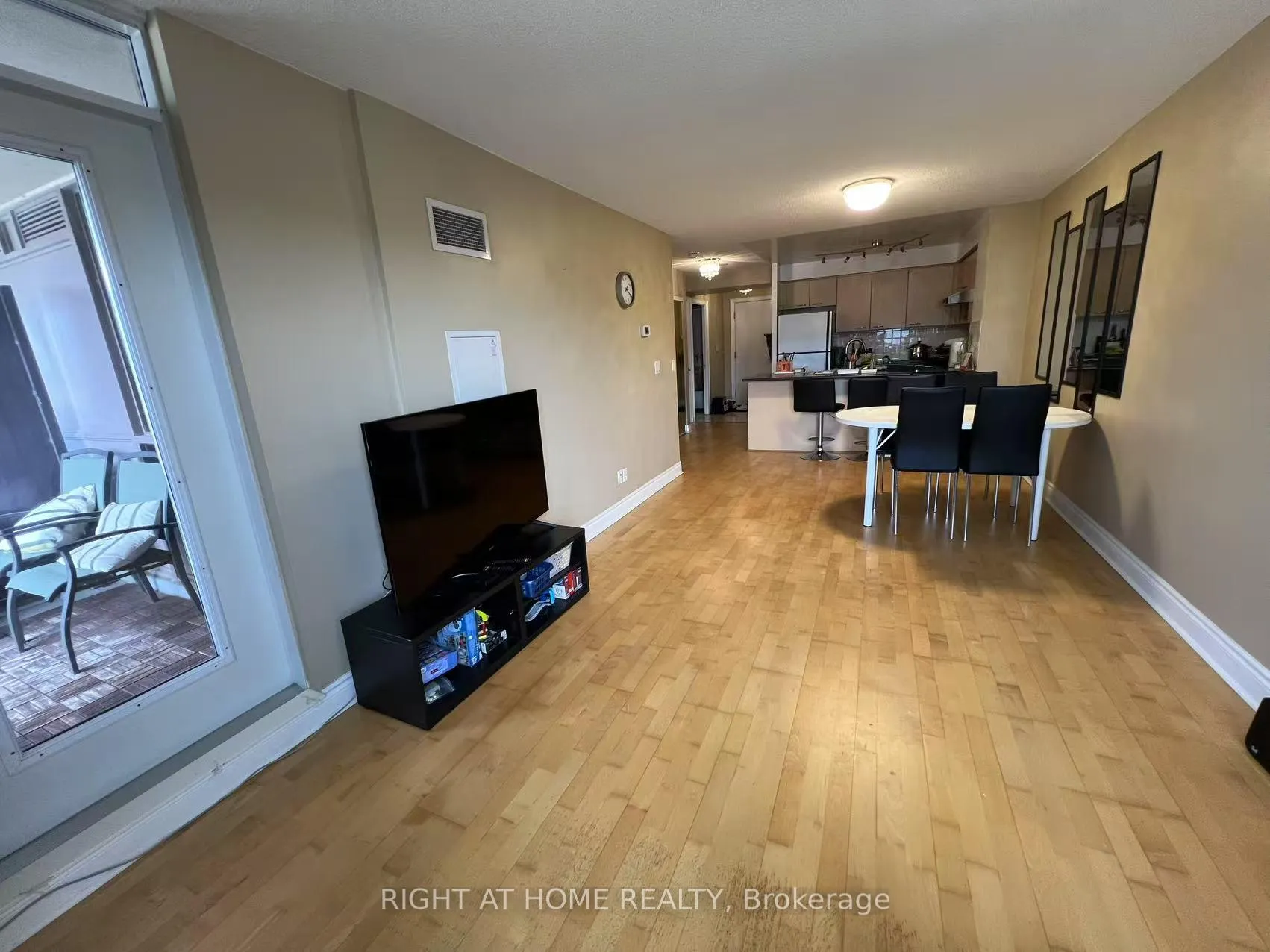 Photo 7 of Unit 508, 51 Saddlecreek Drive, Markham, Commerce Valley — HOMEH