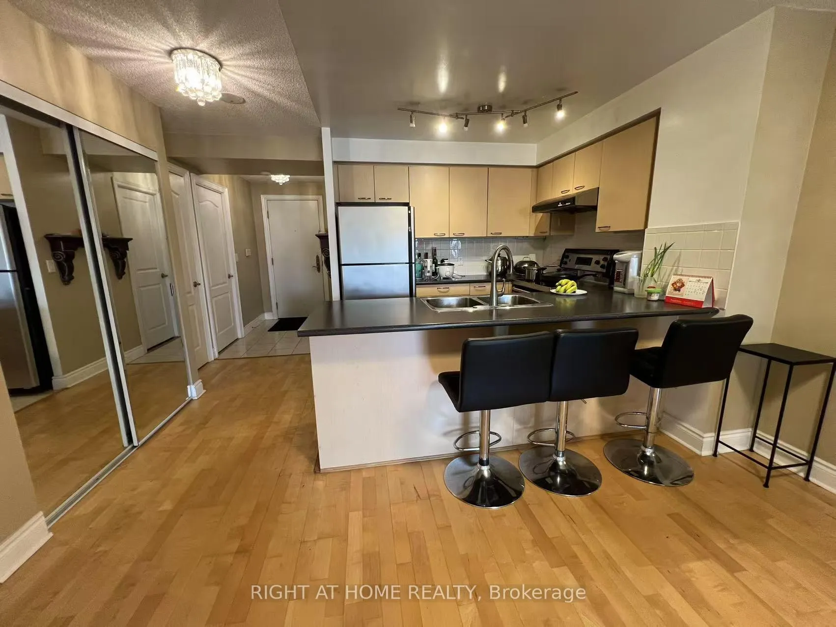 Photo 10 of Unit 508, 51 Saddlecreek Drive, Markham, Commerce Valley — HOMEH