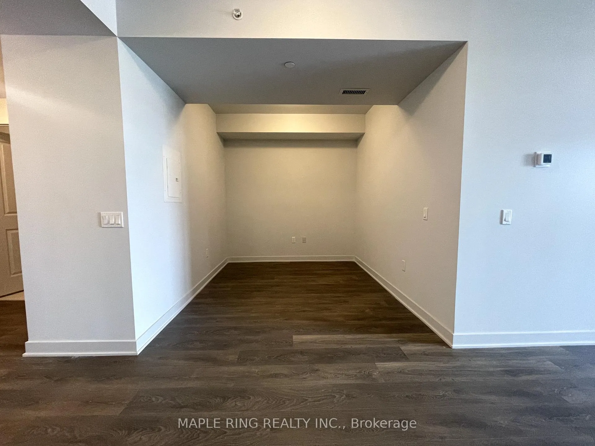 Photo 4 of Unit 2503, 2920 Highway 7 Road, Vaughan, Concord — HOMEH