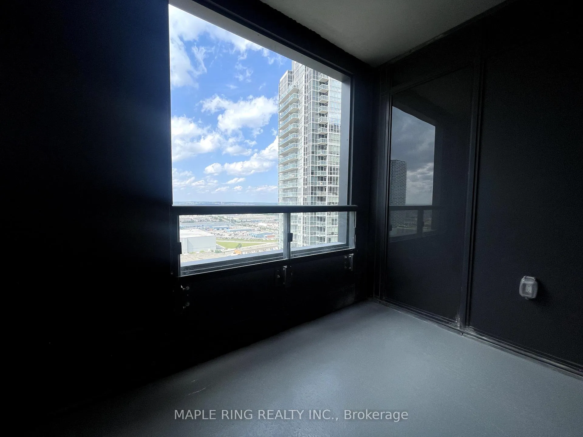 Photo 8 of Unit 2503, 2920 Highway 7 Road, Vaughan, Concord — HOMEH