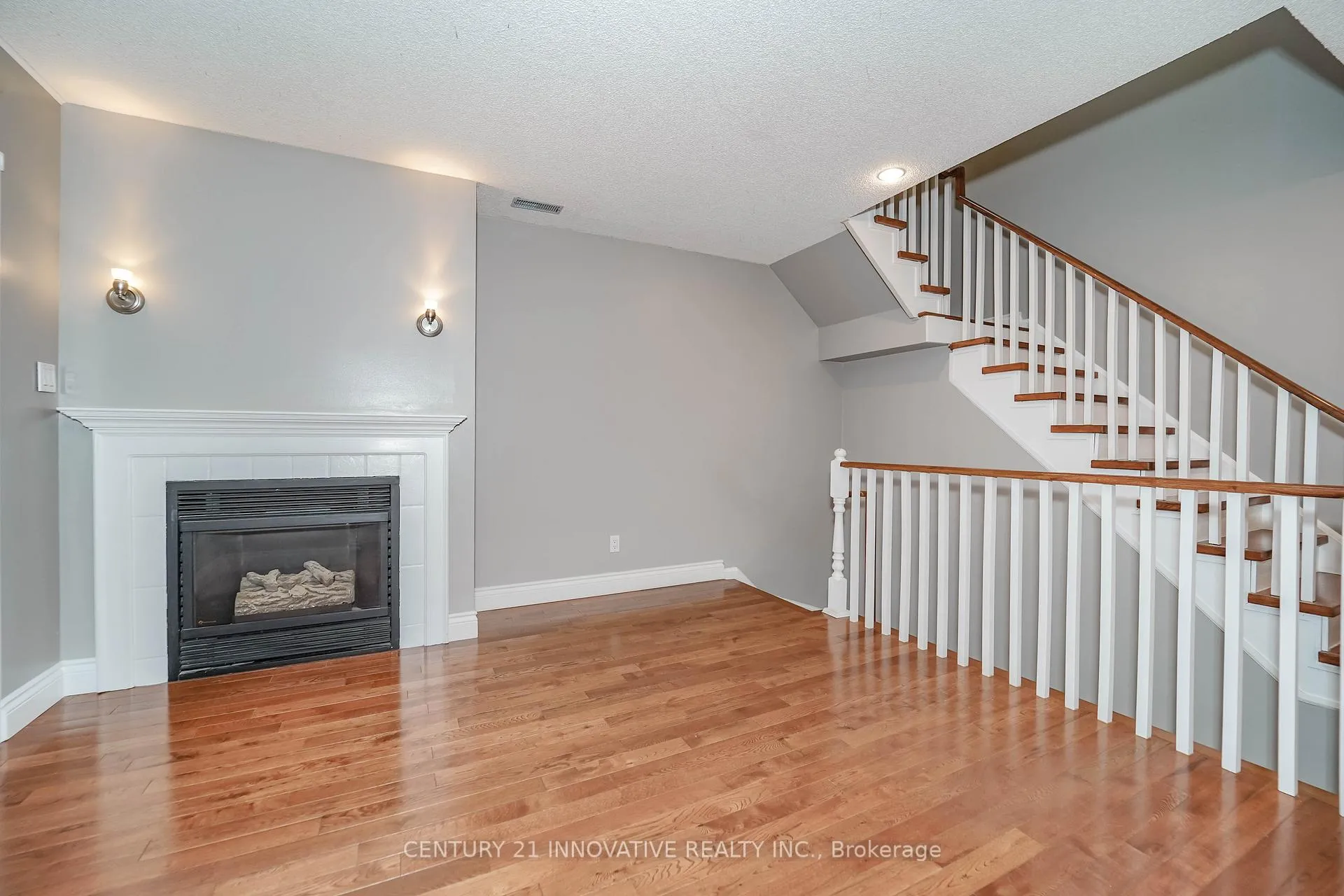 Photo 12 of Unit 606, 1400 The esplanade N, Pickering, Town Centre — HOMEH