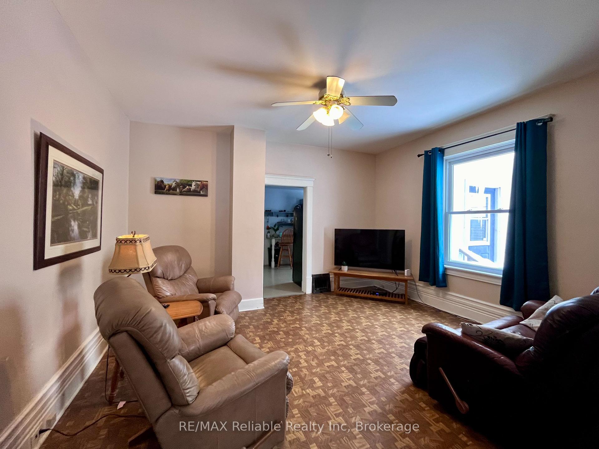 Photo 8 of 121 Brock Street, Goderich, Goderich (Town) — HOMEH