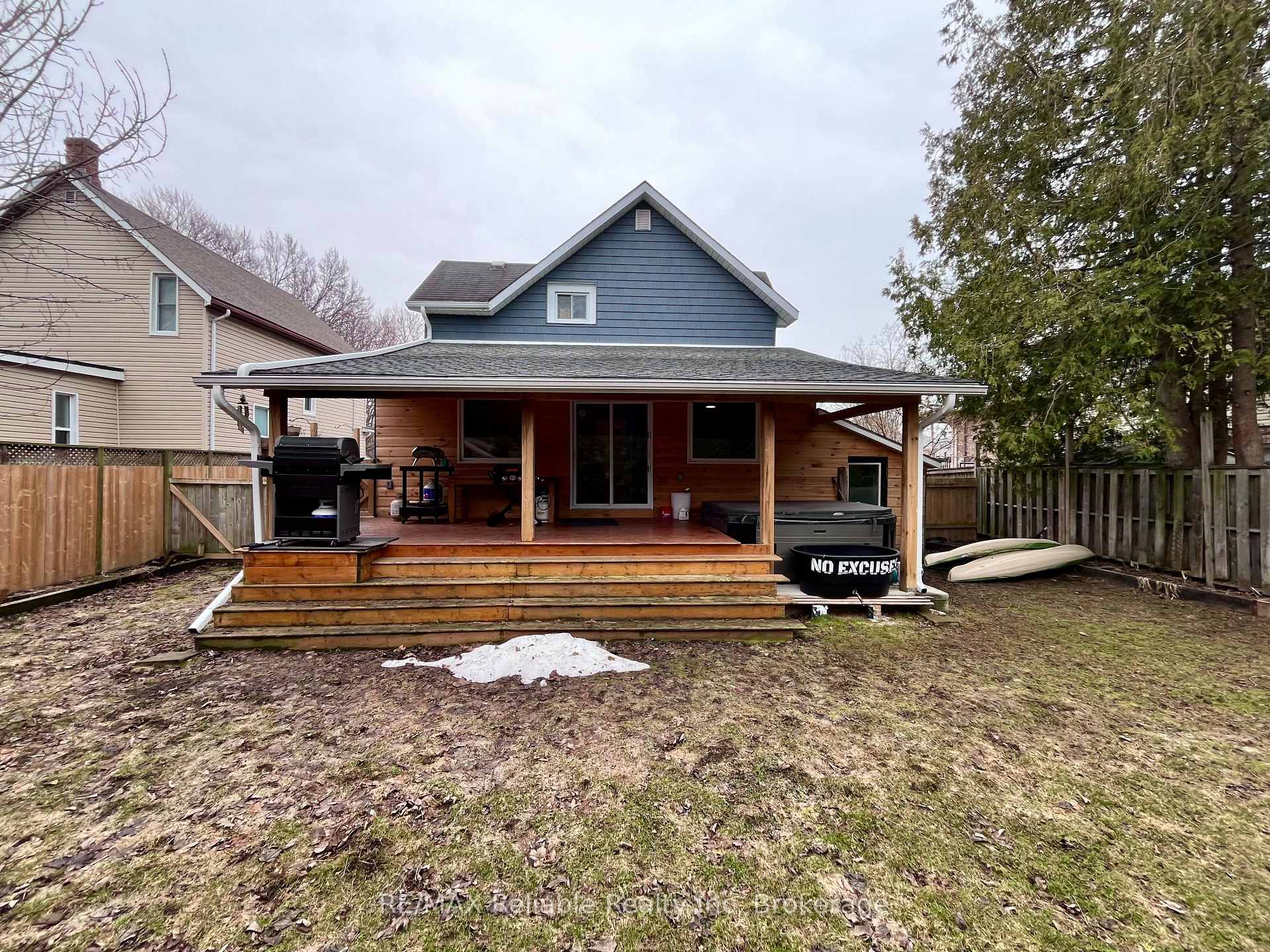 Photo 32 of 121 Brock Street, Goderich, Goderich (Town) — HOMEH