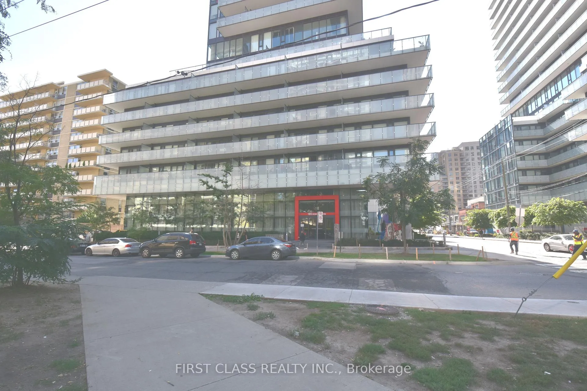 Front of Unit 2712, 185 Roehampton Avenue