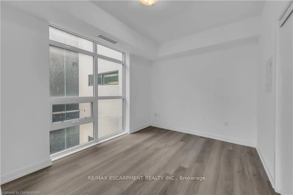 Photo 9 of Unit 406, 460 Dundas Street E, Hamilton, Waterdown — HOMEH
