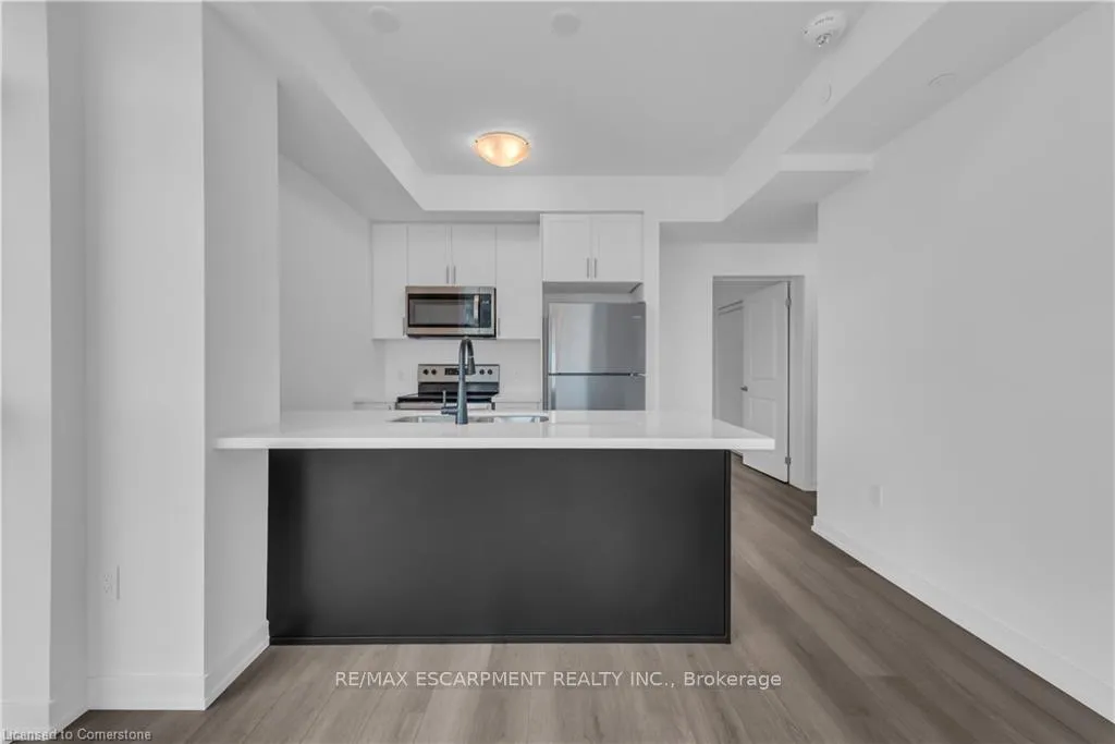 Photo 13 of Unit 406, 460 Dundas Street E, Hamilton, Waterdown — HOMEH