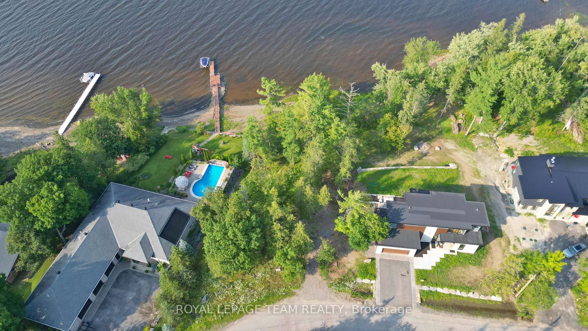 Photo 4 of 3882 Armitage Avenue, Ottawa, Dunrobin Shores — HOMEH