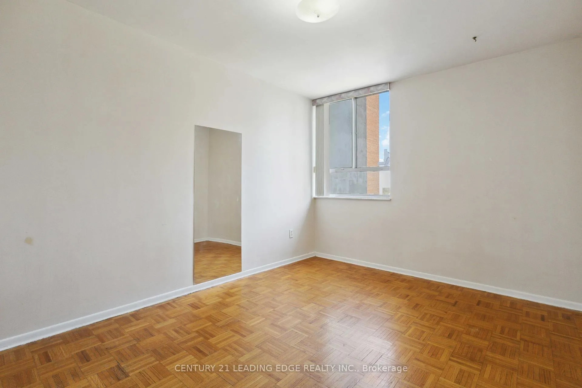 Photo 20 of Unit 1511, 5 Massey Square E, Toronto, Crescent Town — HOMEH
