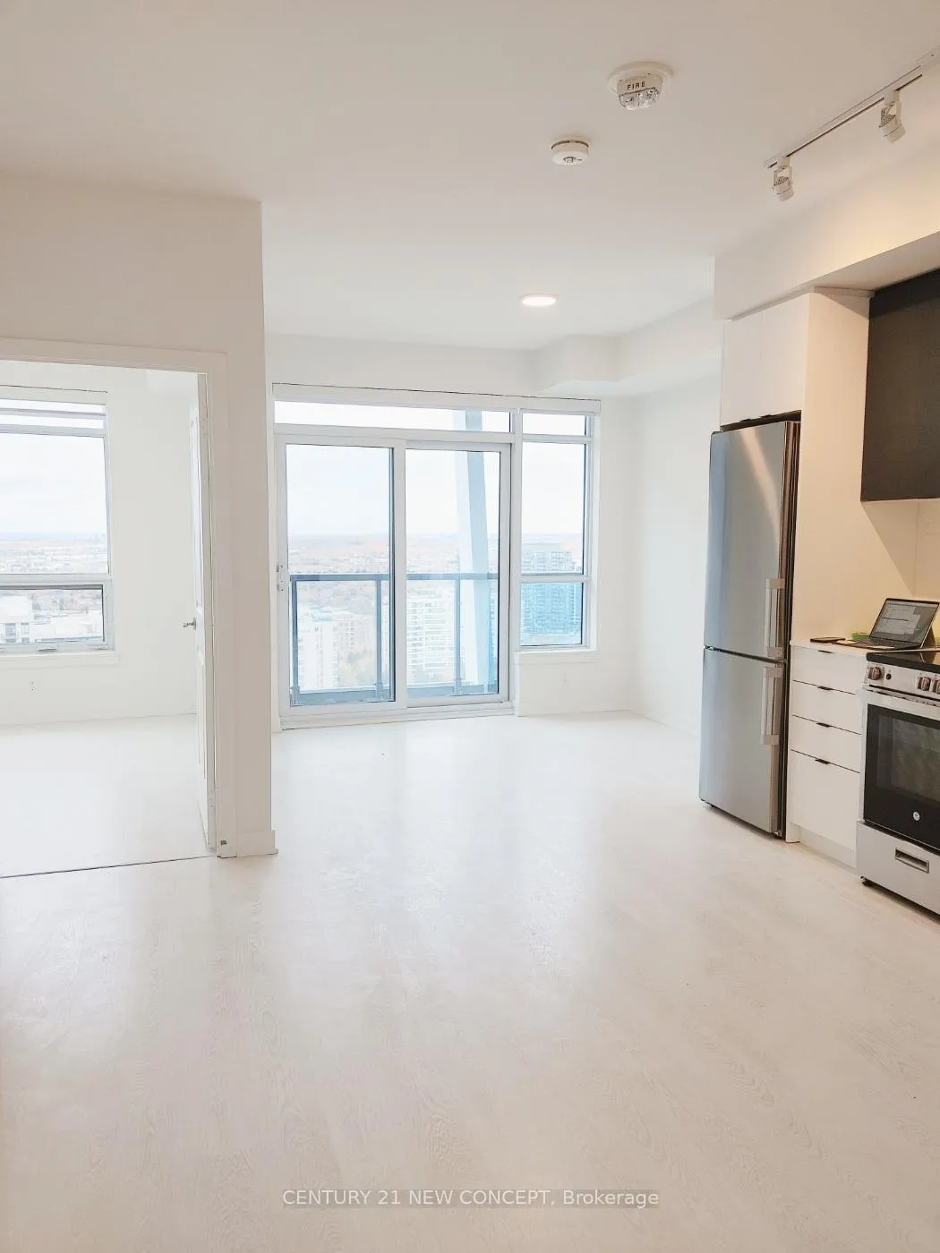 Photo 4 of Unit 2506, 50 Upper Mall Way, Vaughan, Brownridge — HOMEH
