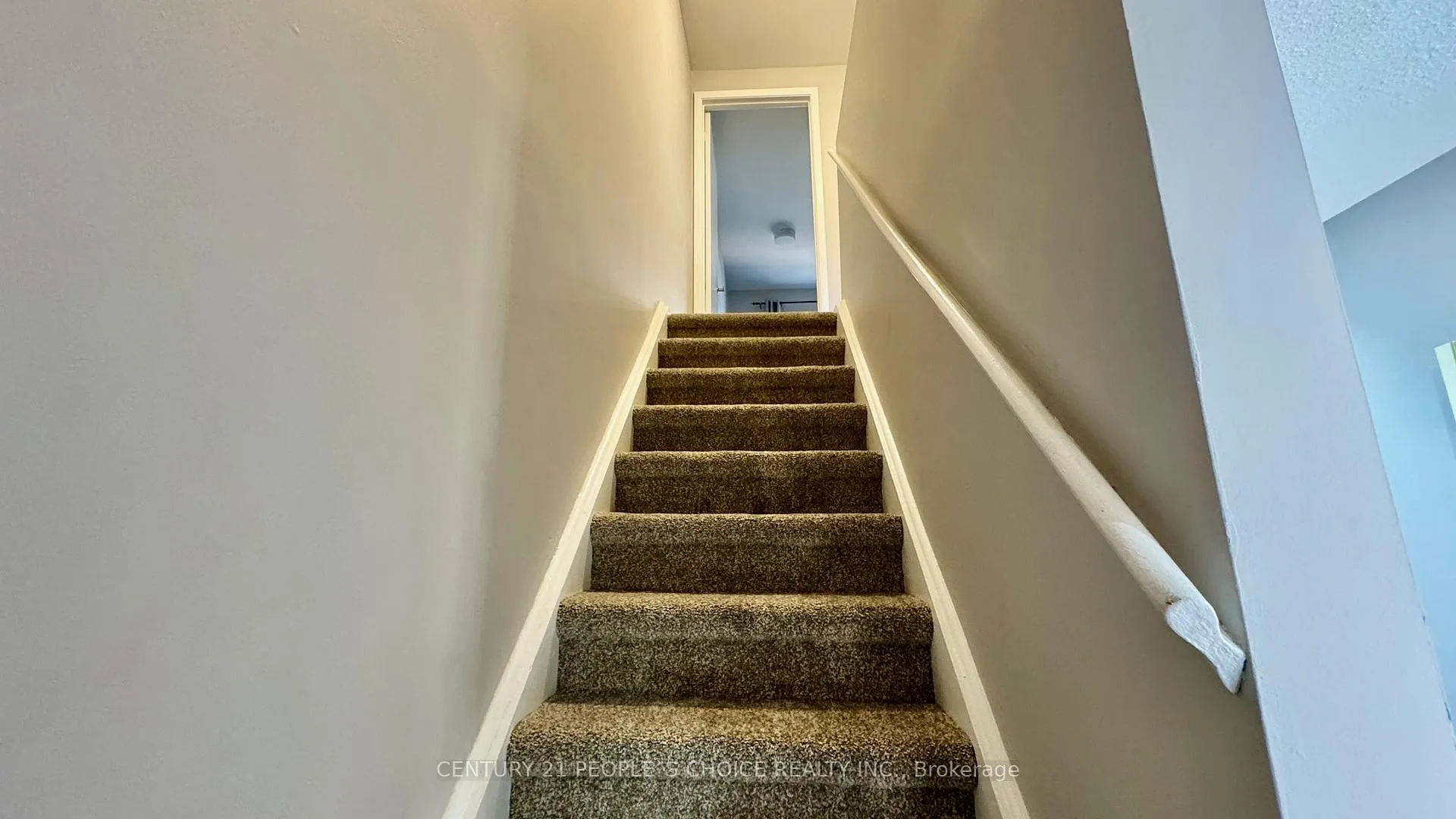 Photo 11 of 16 Franklin Court, Brampton, Bramalea West Industrial — HOMEH