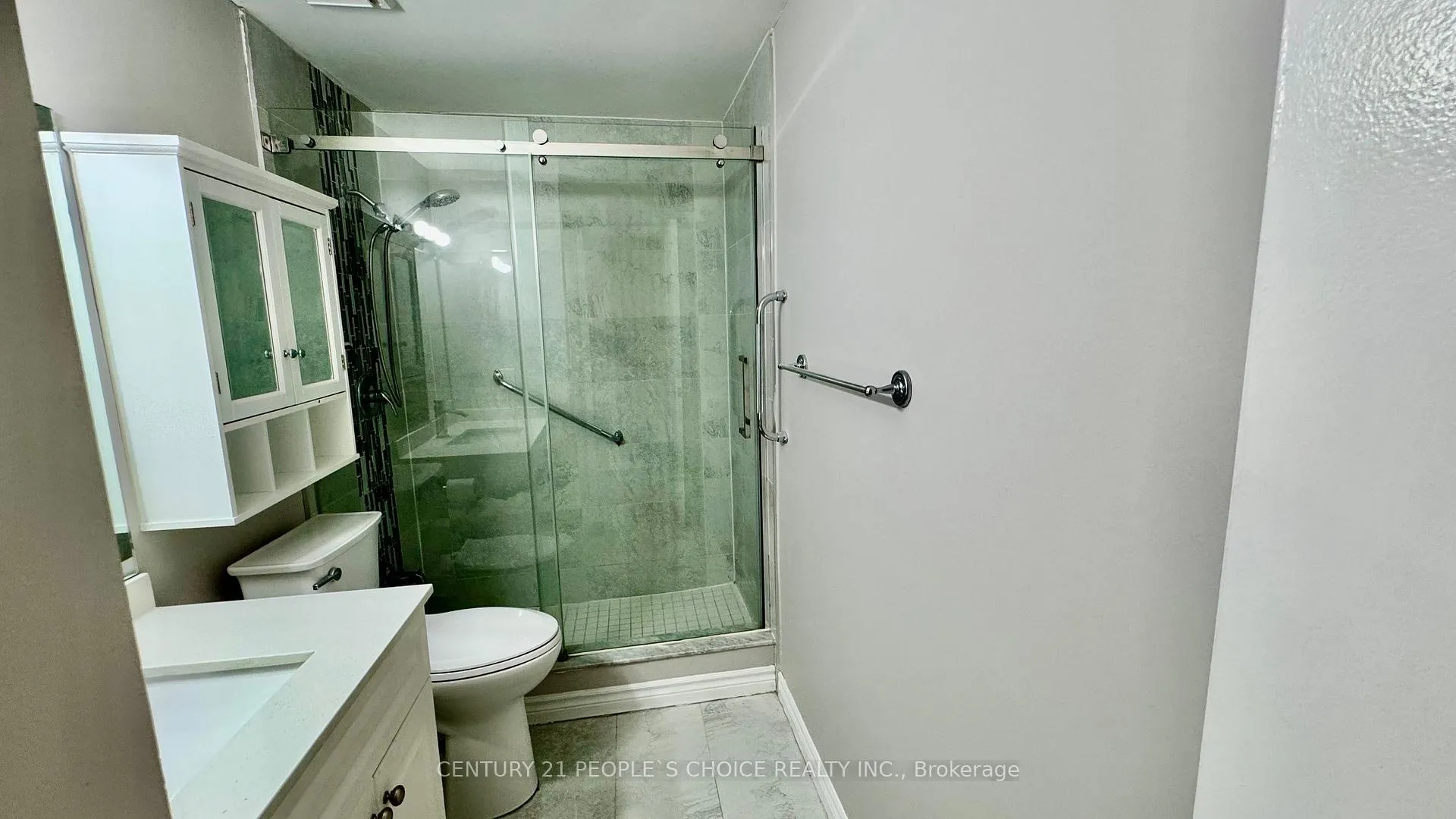 Photo 15 of 16 Franklin Court, Brampton, Bramalea West Industrial — HOMEH