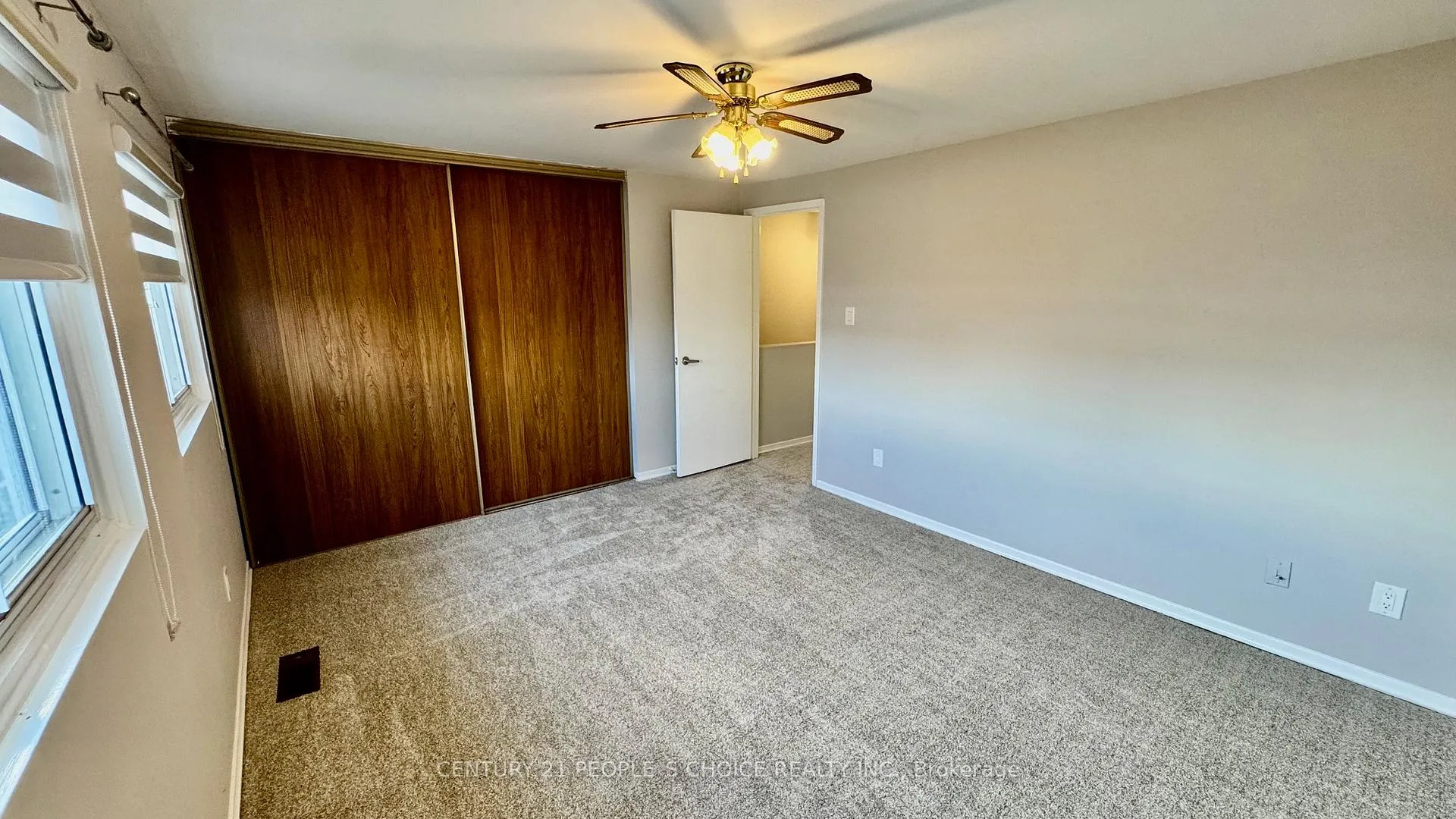 Photo 17 of 16 Franklin Court, Brampton, Bramalea West Industrial — HOMEH