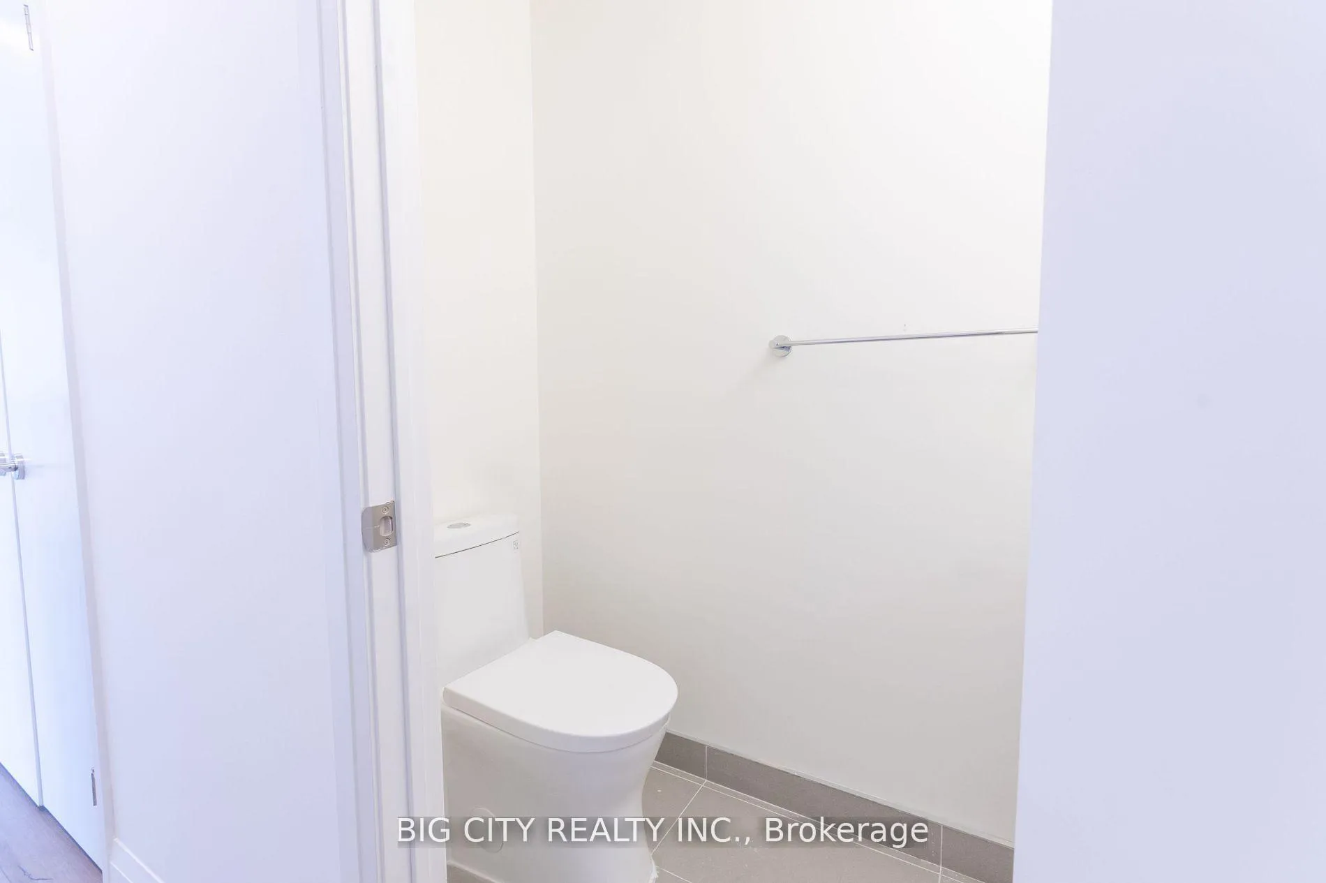 Photo 14 of Unit PH24, 101 Cathedral High Street, Markham, Cathedraltown — HOMEH