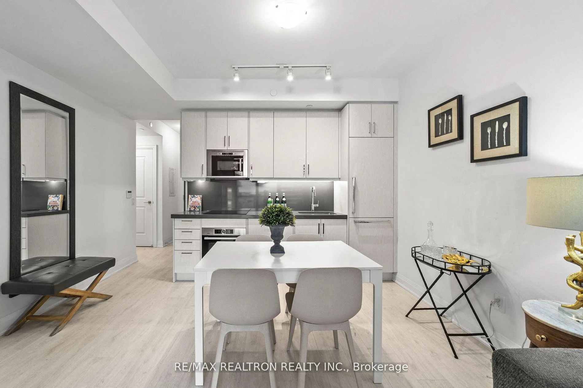 Photo 14 of Unit 714, 10 Gatineau Drive, Vaughan, Beverley Glen — HOMEH