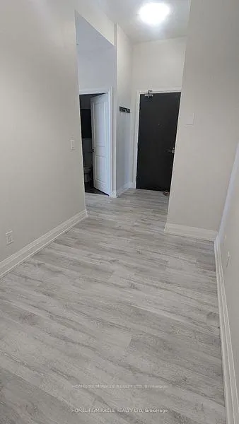 Photo 8 of Unit 326, 3600 Highway 7, Vaughan, Vaughan Corporate Centre — HOMEH