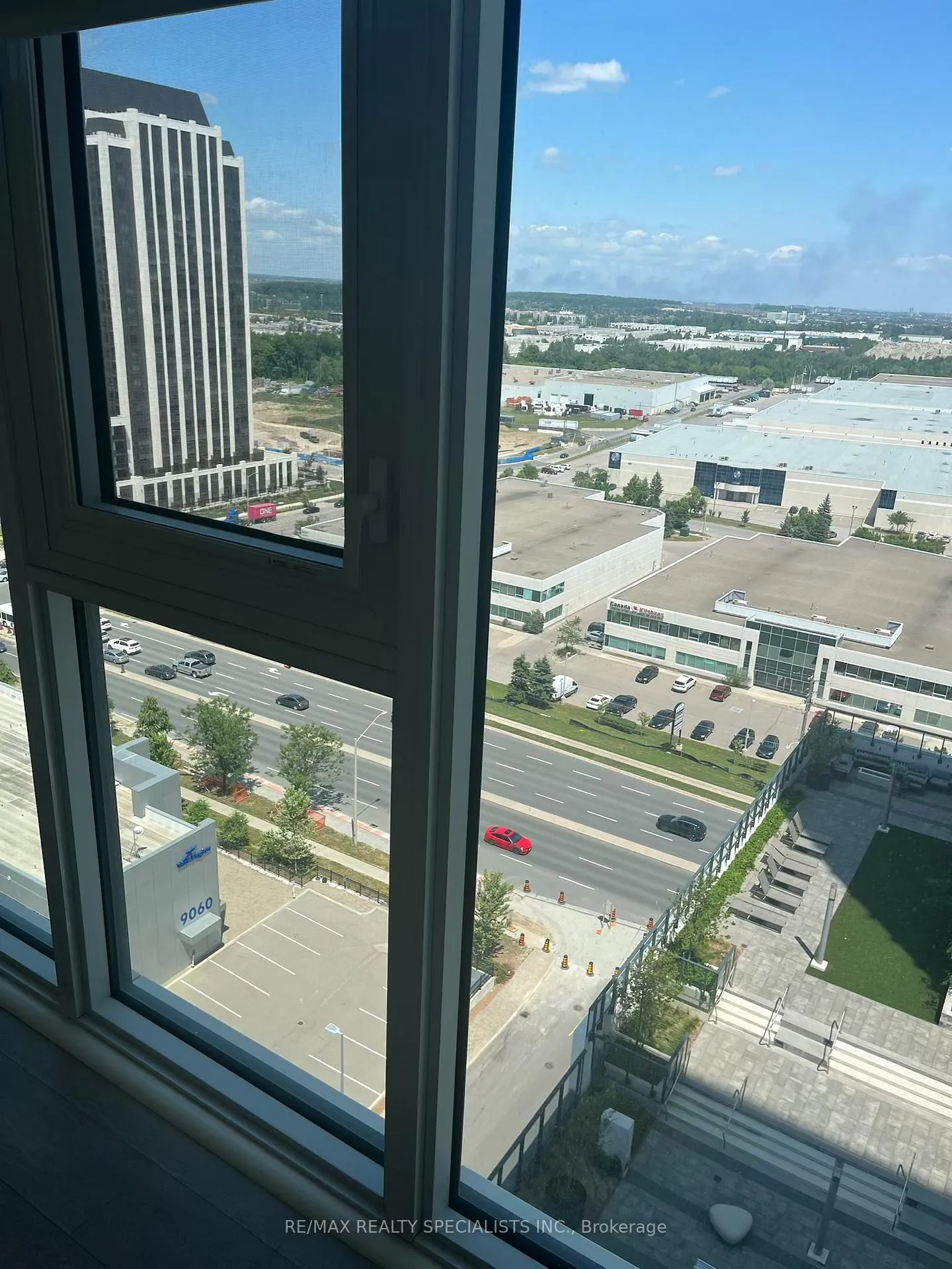 Photo 9 of Unit 1624, 9000 Jane Street, Vaughan, Concord — HOMEH